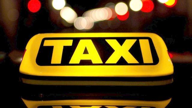 На Ставрополье автоинспектор в свободное от работы время задержал нетрезвого водителя такси На Ставрополье автоинспектор в свободное от работы время задержал нетрезвого водителя такси