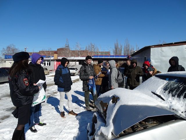В Ставрополе молодых водителей мотивируют на соблюдение ПДД с помощью «шоковой терапии» В Ставрополе молодых водителей мотивируют на соблюдение ПДД с помощью «шоковой терапии»