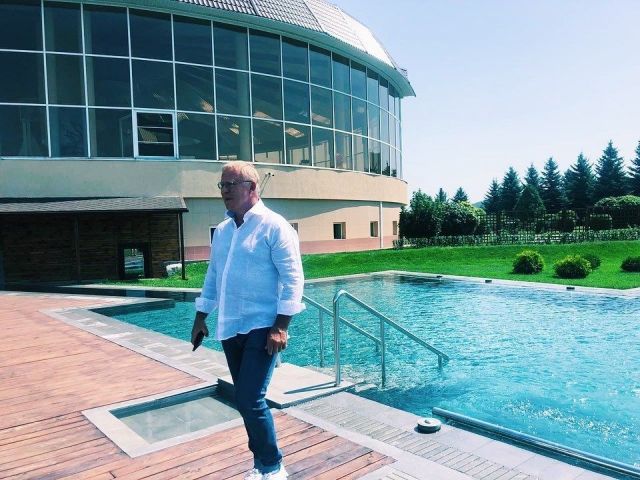 Российский хоккеист Вячеслав Фетисов посетил Железноводск Российский хоккеист Вячеслав Фетисов посетил Железноводск
