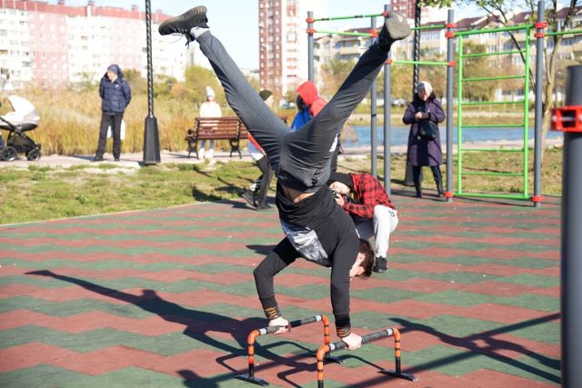 В Невинномысске День народного единства отметили спортивными соревнованиями В Невинномысске День народного единства отметили спортивными соревнованиями