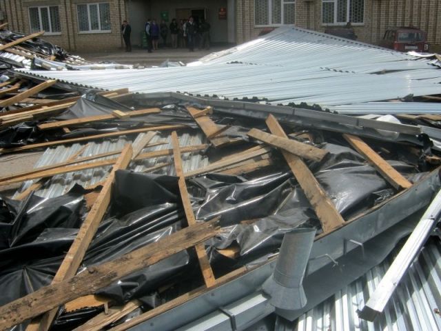 На восстановительные работы после стихии на Ставрополье выделят 30 миллионов рублей На восстановительные работы после стихии на Ставрополье выделят 30 миллионов рублей