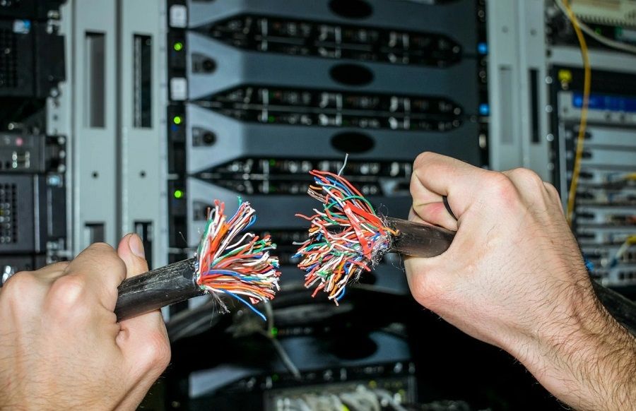 Желая лёгких денег, ставрополец оставил без интернета родную станицу
