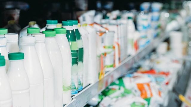 В России изменились правила продажи молочных продуктов В России изменились правила продажи молочных продуктов