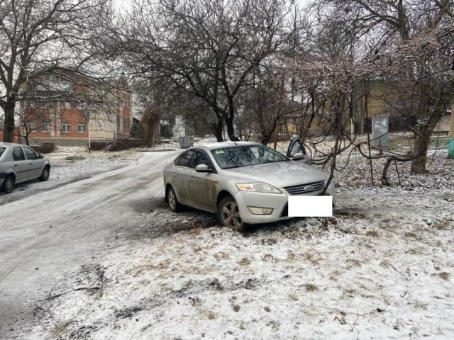 В Ставрополе из-за плохого самочувствия водитель въехал в металлический столб и скончался В Ставрополе из-за плохого самочувствия водитель въехал в металлический столб и скончался
