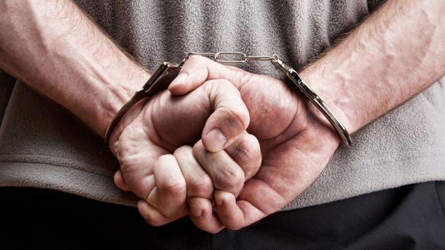 На Ставрополье пьяный мужчина забил знакомую до смерти из-за её ревности На Ставрополье пьяный мужчина забил знакомую до смерти из-за её ревности
