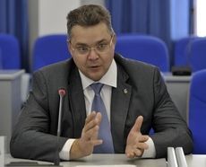 Глава Ставрополья Владимир Владимиров провел рабочую встречу с депутатами Глава Ставрополья Владимир Владимиров провел рабочую встречу с депутатами