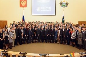 Молодые парламентарии из Ставропольского края побывали в Тюмени Молодые парламентарии из Ставропольского края побывали в Тюмени