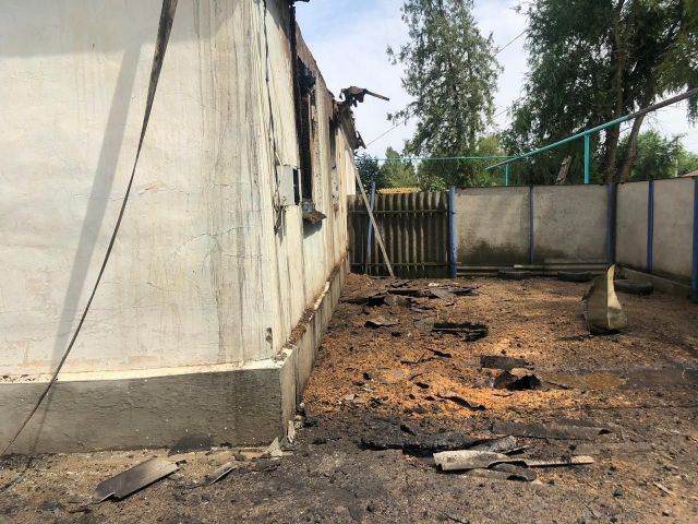 В ставропольском селе сгорел дом, погибла 5-летняя девочка В ставропольском селе сгорел дом, погибла 5-летняя девочка