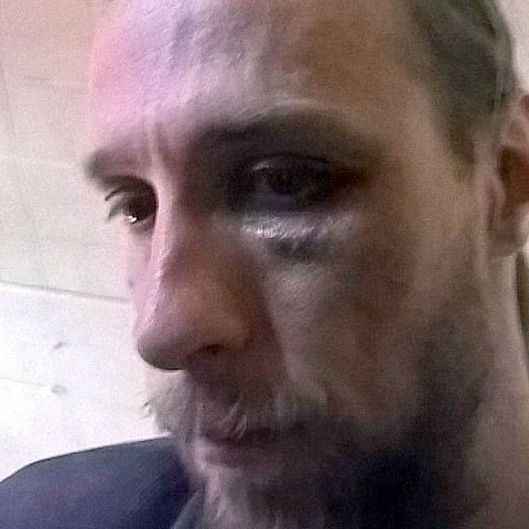 «Будешь знать, как язык распускать!» — неизвестные избили журналиста в центре Ставрополя «Будешь знать, как язык распускать!» — неизвестные избили журналиста в центре Ставрополя