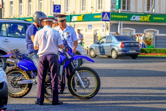 В Ставропольском крае проводится операция «Скутер-мотоциклист» В Ставропольском крае проводится операция «Скутер-мотоциклист»