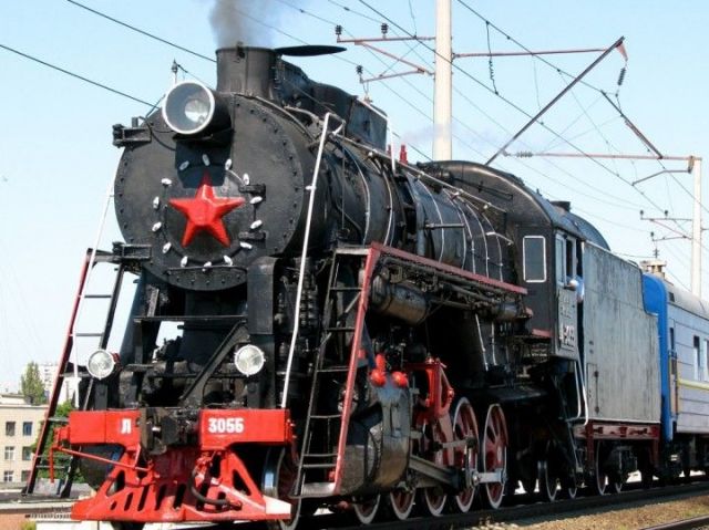 Ретро-поезд Кисловодск — Ессентуки — Пятигорск откроет курортный сезон на КМВ Ретро-поезд Кисловодск — Ессентуки — Пятигорск откроет курортный сезон на КМВ