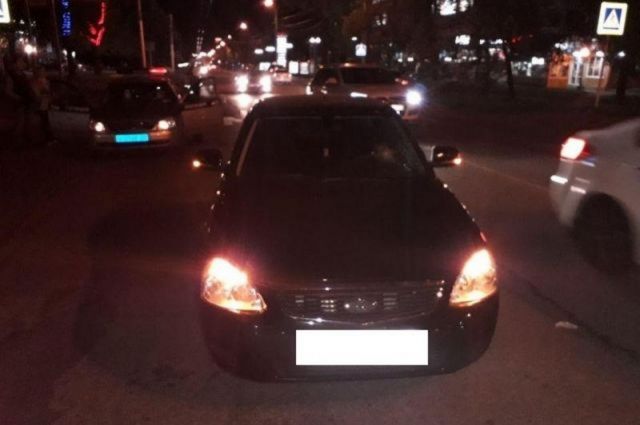 В Ставрополе водитель легковушки сбил на пешеходном переходе двух женщин В Ставрополе водитель легковушки сбил на пешеходном переходе двух женщин