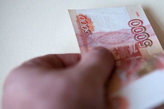 В Георгиевске мошенница за «трюк» с 5-тысячной купюрой попала за решётку В Георгиевске мошенница за «трюк» с 5-тысячной купюрой попала за решётку