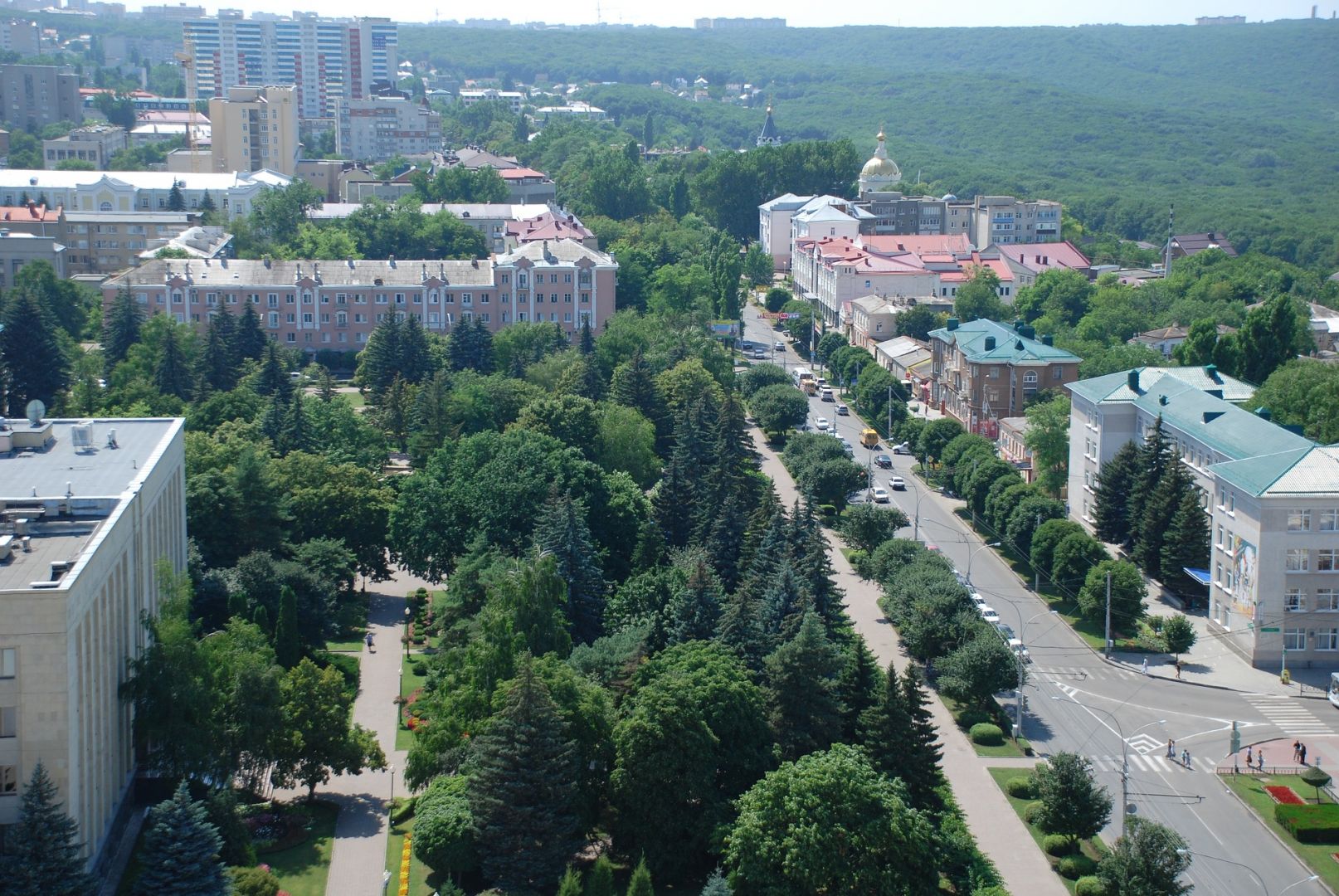 На улицах Ставрополя наведут чистоту в преддверии Дня города