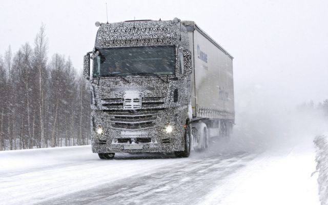 Госавтоинспекция Ставрополья рекомендует воздержаться от поездок на большегрузном транспорте Госавтоинспекция Ставрополья рекомендует воздержаться от поездок на большегрузном транспорте