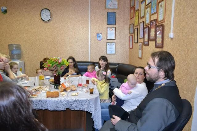 В Михайловске продолжается проект «Преображение» для мам в декретном отпуске В Михайловске продолжается проект «Преображение» для мам в декретном отпуске