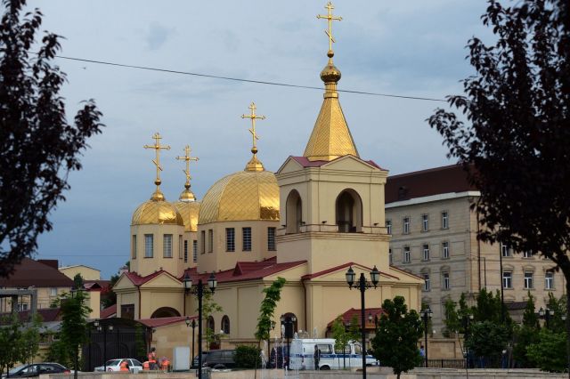 В Грозном уничтожены боевики, пытавшиеся захватить прихожан в церкви В Грозном уничтожены боевики, пытавшиеся захватить прихожан в церкви