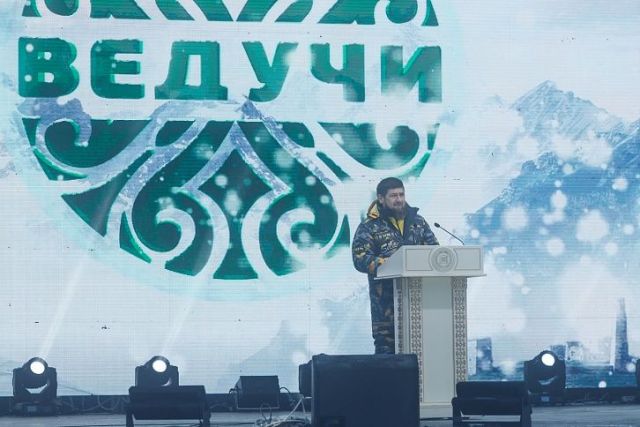 В Чечне открылся первый горнолыжный курорт «Ведучи» В Чечне открылся первый горнолыжный курорт «Ведучи»