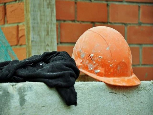 На Ставрополье суд рассмотрит дело о смерти работника на стройке На Ставрополье суд рассмотрит дело о смерти работника на стройке