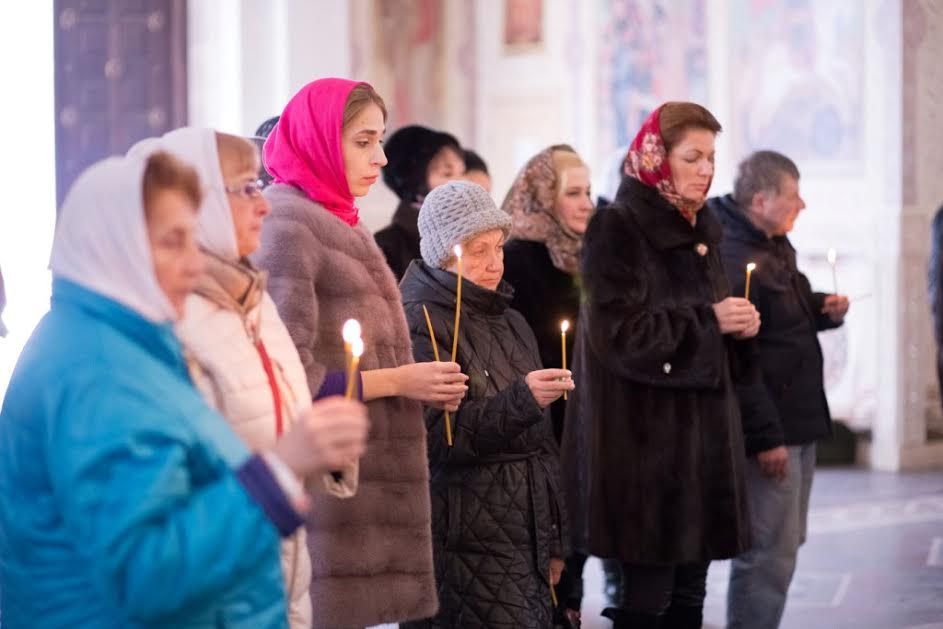 В Пятигорске прошла панихида по погибшим в авиационной катастрофе Ту-154 над Чёрным морем В Пятигорске прошла панихида по погибшим в авиационной катастрофе Ту-154 над Чёрным морем