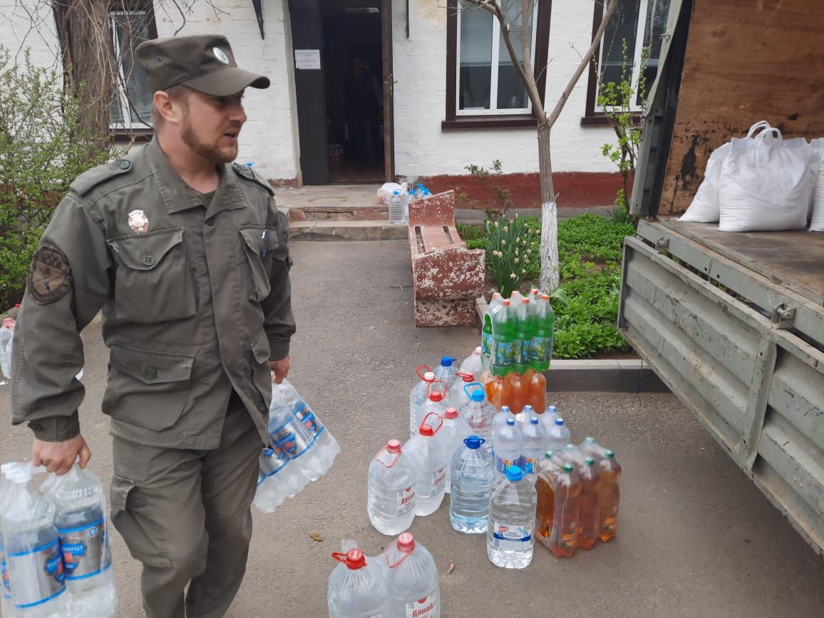 Свыше 7 тонн гумпомощи собрали для жителей Донбасса в Апанасенковском округе