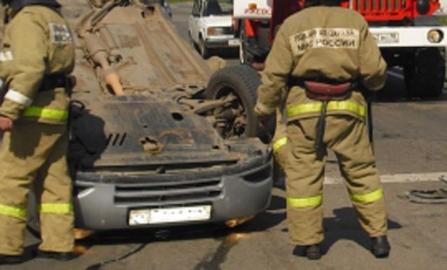 В Ставрополе пассажирский автобус столкнулся с легковушкой В Ставрополе пассажирский автобус столкнулся с легковушкой