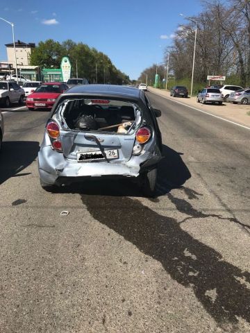 В Ставрополе столкнулись две легковушки, пострадали двое школьников В Ставрополе столкнулись две легковушки, пострадали двое школьников