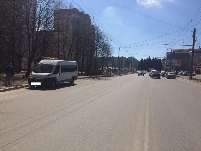 Ставропольчанка пострадала из-за резкого торможения маршрутки Ставропольчанка пострадала из-за резкого торможения маршрутки