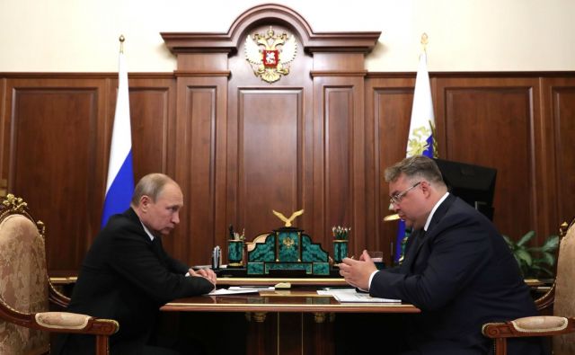 Владимир Путин провёл рабочую встречу с губернатором Ставропольского края Владимир Путин провёл рабочую встречу с губернатором Ставропольского края