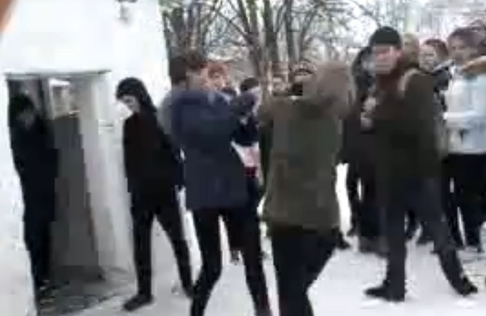 драка школьниц 