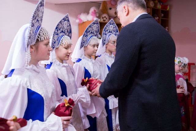 Полпред президента в СКФО посетил православный приют в посёлке Ясная поляна Полпред президента в СКФО посетил православный приют в посёлке Ясная поляна