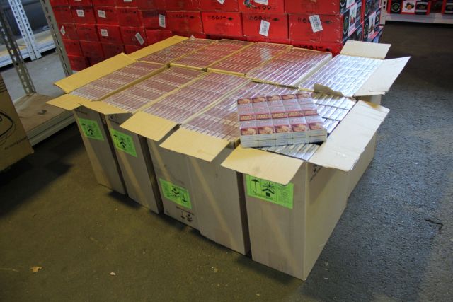 Таможенники раскрыли схему ввоза контрабандной табачной продукции в СКФО Таможенники раскрыли схему ввоза контрабандной табачной продукции в СКФО