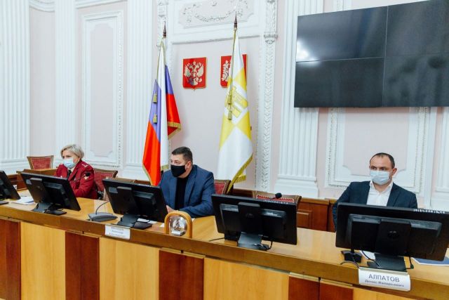 В Ставрополе обсудили усиление мер по соблюдению масочного режима В Ставрополе обсудили усиление мер по соблюдению масочного режима