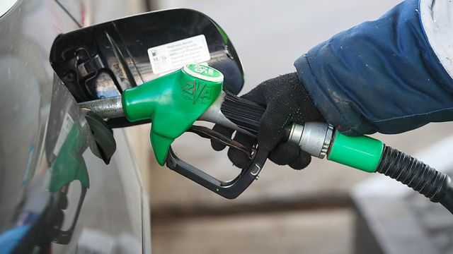 «Роснефть» прогнозирует рост цен на топливо в 1,5 раза «Роснефть» прогнозирует рост цен на топливо в 1,5 раза