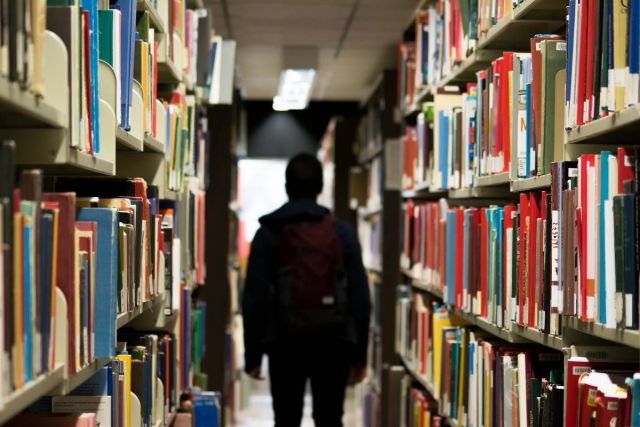 Краевая библиотека имени Лермонтова отдаёт книги в «добрые руки» ставропольцев Краевая библиотека имени Лермонтова отдаёт книги в «добрые руки» ставропольцев