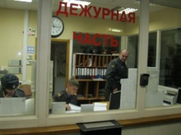 В Кисловодске полицейские задержали подозреваемого в угоне автомобиля В Кисловодске полицейские задержали подозреваемого в угоне автомобиля