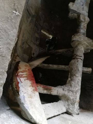 На Ставрополье мужчина упал в работающую бетономешалку и получил травмы На Ставрополье мужчина упал в работающую бетономешалку и получил травмы
