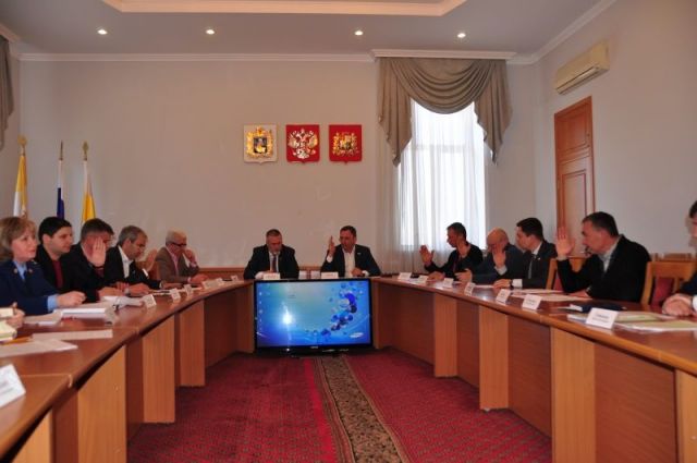 Депутаты обсудили тему функционирования платных парковок в Ставрополе Депутаты обсудили тему функционирования платных парковок в Ставрополе