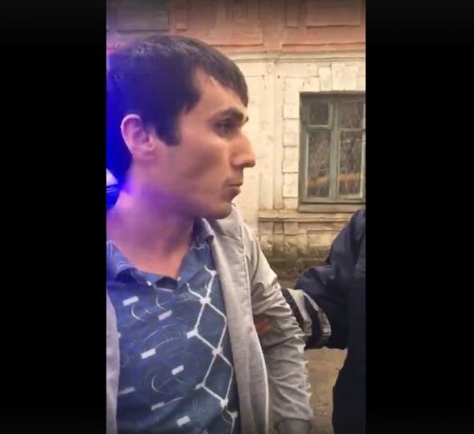 В сети появилось видео задержания водителя маршрутки в Ставрополе В сети появилось видео задержания водителя маршрутки в Ставрополе
