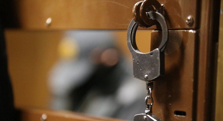 Ставрополец подозревается в насилии над 13-летней девочкой Ставрополец подозревается в насилии над 13-летней девочкой