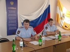 Командиры подразделений ГИБДД повышают квалификацию Командиры подразделений ГИБДД повышают квалификацию