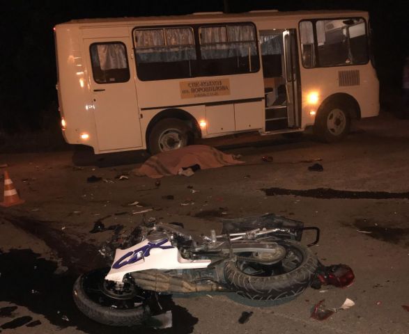 На Ставрополье 15-летний мотоциклист погиб при столкновении с автобусом На Ставрополье 15-летний мотоциклист погиб при столкновении с автобусом