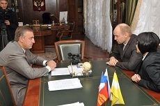 Представитель посольства ФРГ в РФ Йенс Густ посетил Пятигорск Представитель посольства ФРГ в РФ Йенс Густ посетил Пятигорск