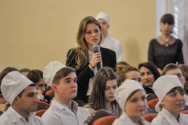 Владимир Владимиров встретился со студентами ставропольских вузов Владимир Владимиров встретился со студентами ставропольских вузов