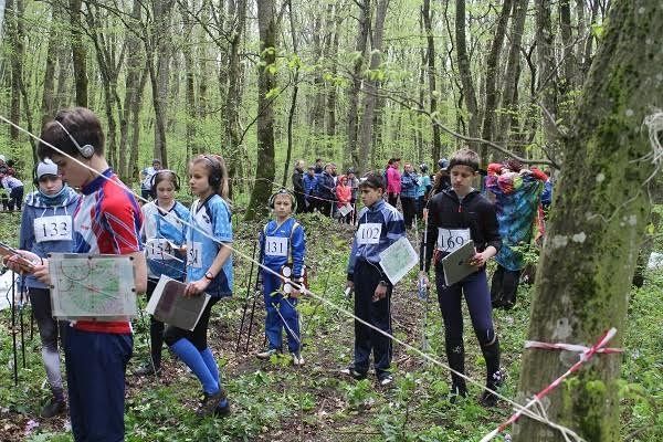 На Ставрополье соревновались «охотники на лис» со всей России На Ставрополье соревновались «охотники на лис» со всей России