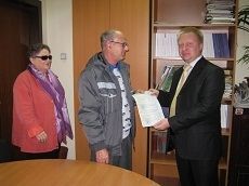 Началась выдача жилищных сертификатов чернобыльцам Началась выдача жилищных сертификатов чернобыльцам