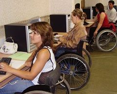Инвалидов будут обучать через интернет Инвалидов будут обучать через интернет