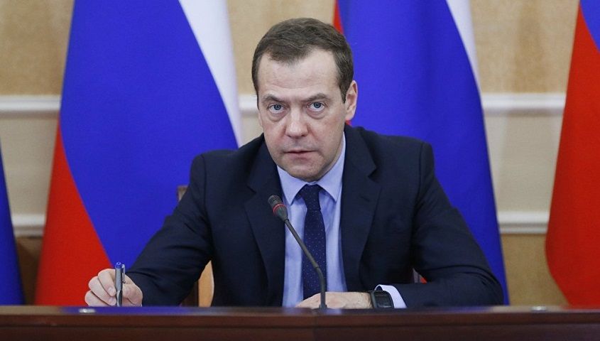 Дмитрий Медведев предложил обновить состав Правительства России Дмитрий Медведев предложил обновить состав Правительства России