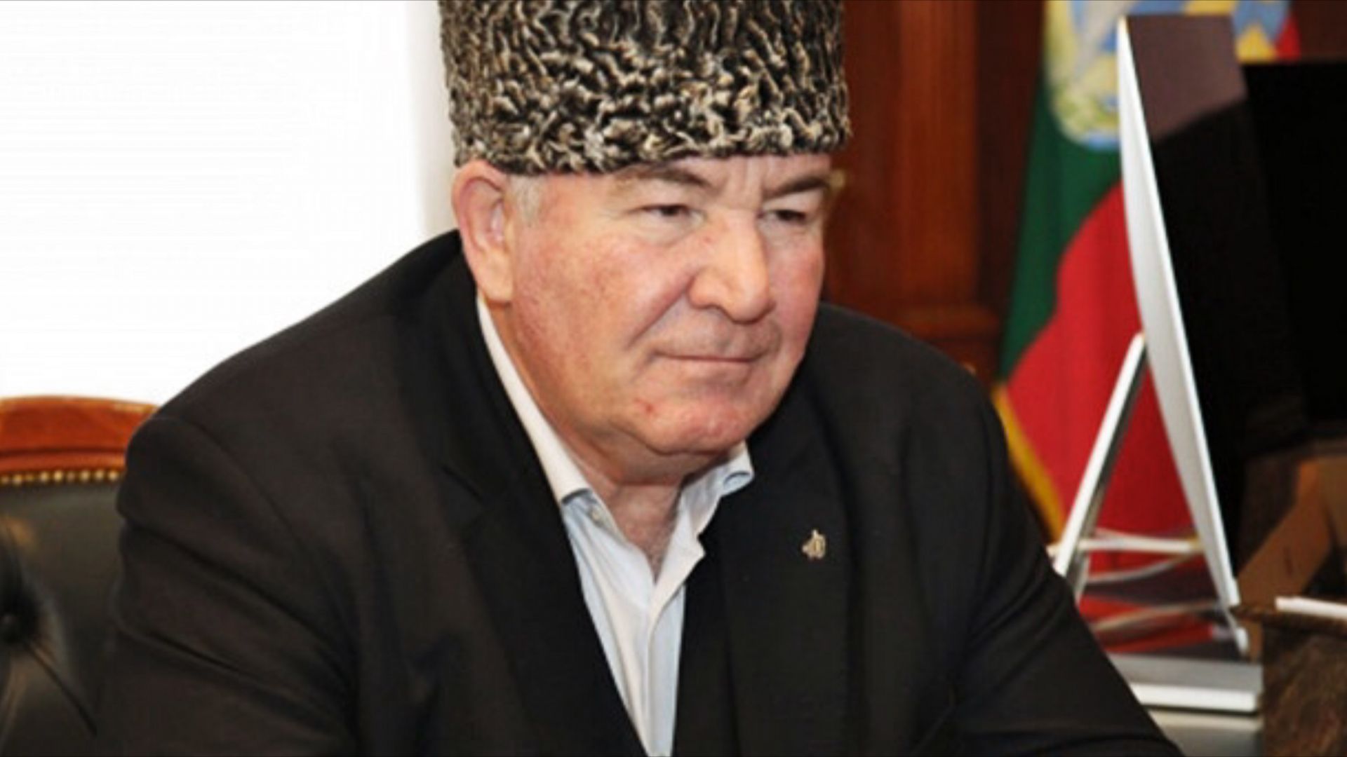 Муфтий Бердиев сохранил пост главы Координационного центра мусульман Муфтий Бердиев сохранил пост главы Координационного центра мусульман