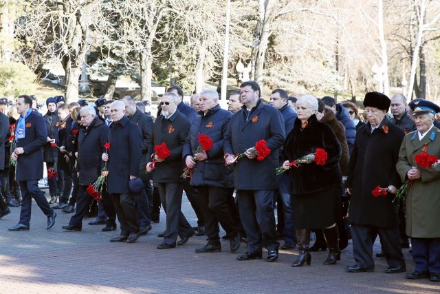 В Ставрополе отметили 76-летие освобождения города от фашистов В Ставрополе отметили 76-летие освобождения города от фашистов